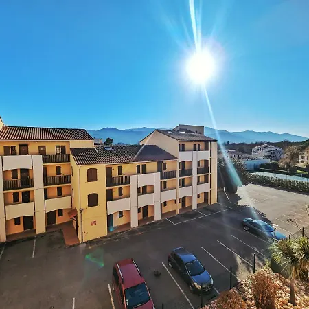 Off Apartment *